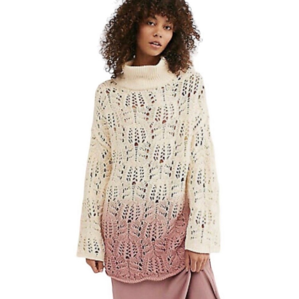 FREE PEOPLE - Dip Dye Turtleneck Sz XS (oversized)